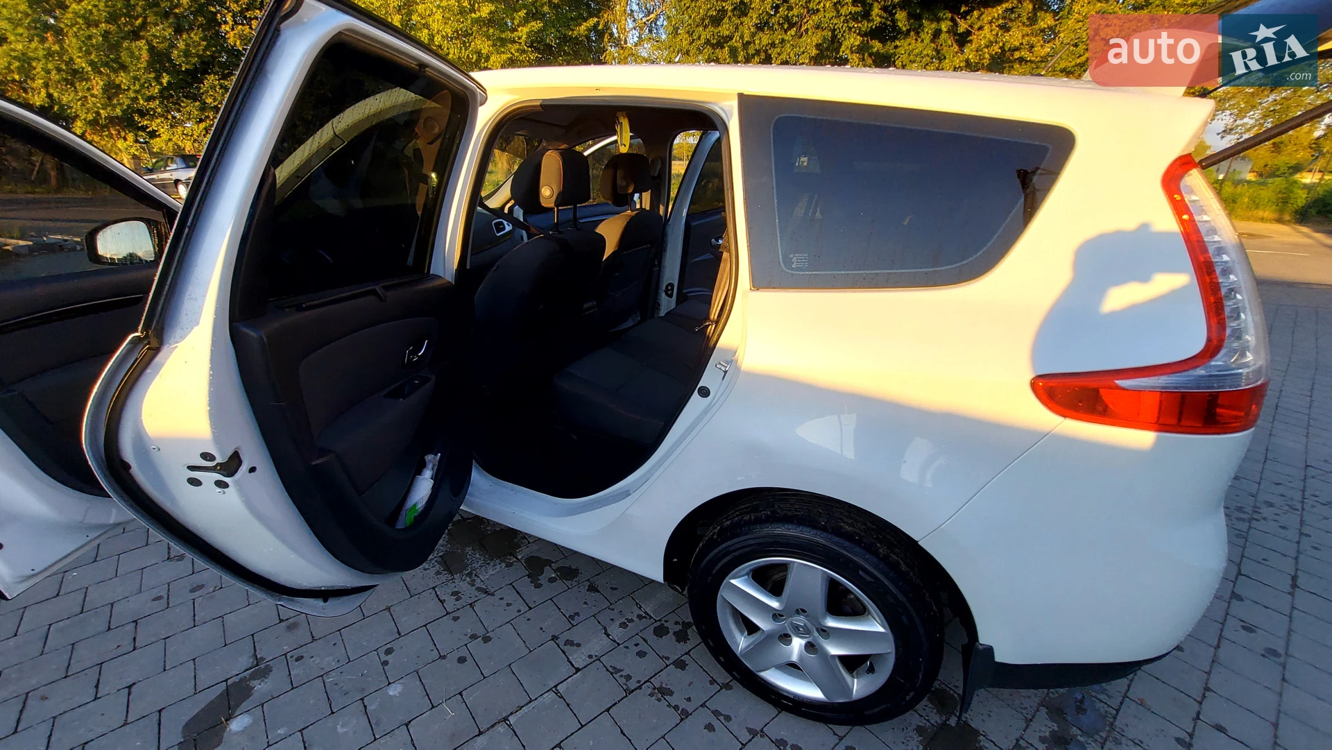 2012 Renault Scenic - мініатюра 25