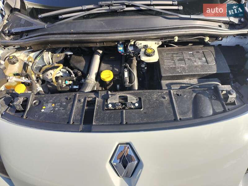 Renault Grand Scenic 2010