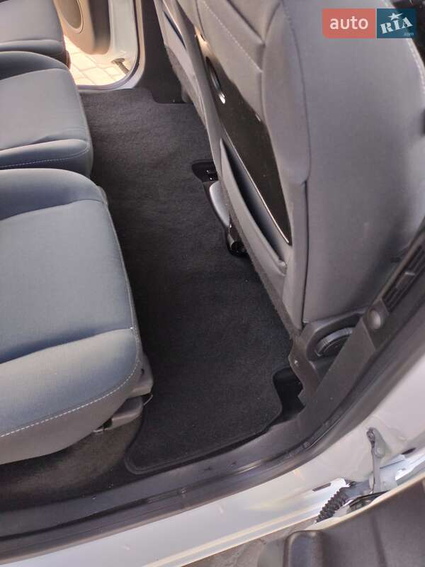 Минивэн Renault Grand Scenic 2010 в Полтаве фото 3 Минивэн Renault Grand Scenic 2010 в Полтаве