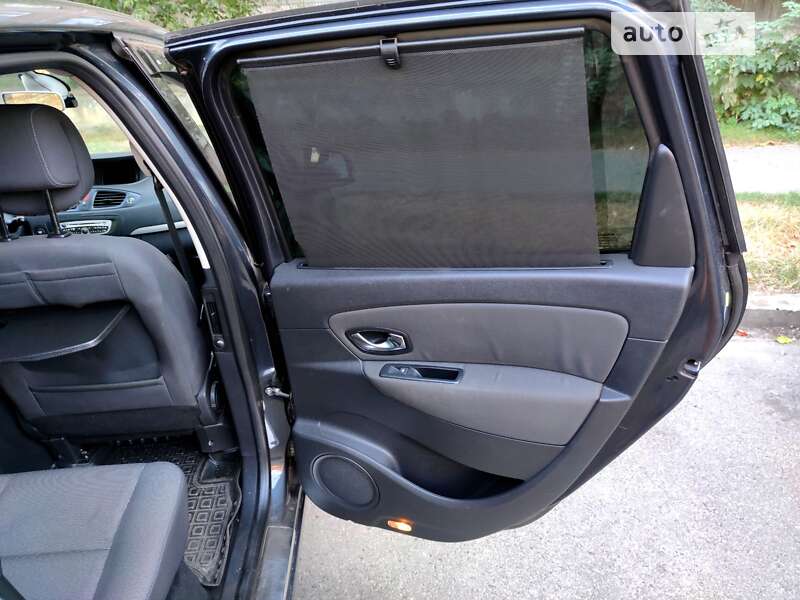 Минивэн Renault Grand Scenic 2010 в Черкассах фото 14 Минивэн Renault Grand Scenic 2010 в Черкассах