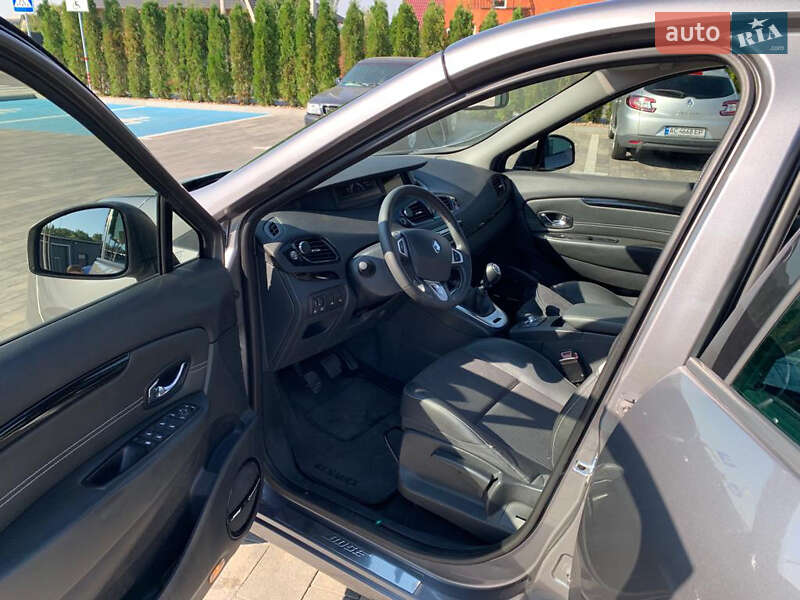 Мінівен Renault Grand Scenic 2012 в Луцьку