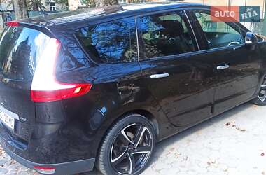 Мінівен Renault Grand Scenic 2009 в 