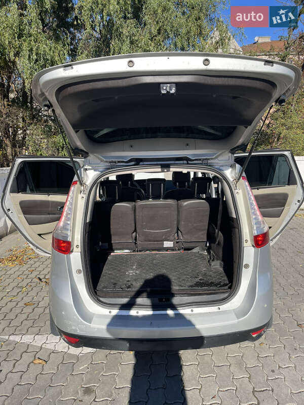 Минивэн Renault Grand Scenic 2011 в Черновцах фото 8 Минивэн Renault Grand Scenic 2011 в Черновцах