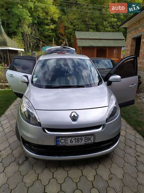 Мінівен Renault Grand Scenic 2012 в Кіцмані