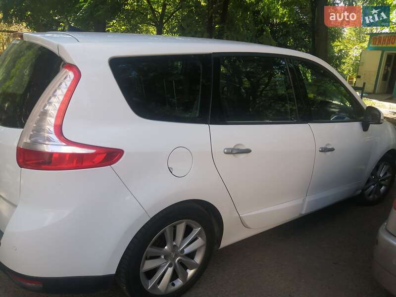 Минивэн Renault Grand Scenic 2009 в Желтых Водах