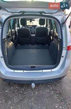 Минивэн Renault Grand Scenic 2009 в 