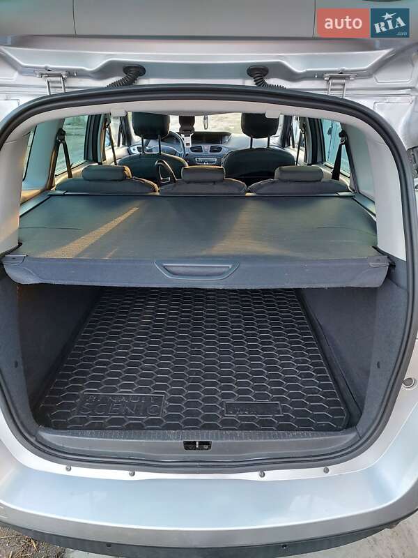 Минивэн Renault Grand Scenic 2009 в Кременчуге