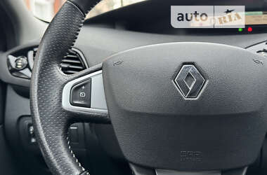 Минивэн Renault Grand Scenic 2011 в 