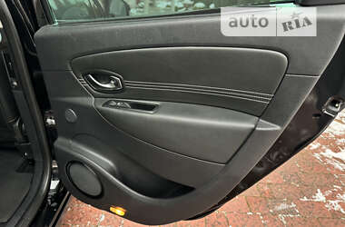 Минивэн Renault Grand Scenic 2011 в 