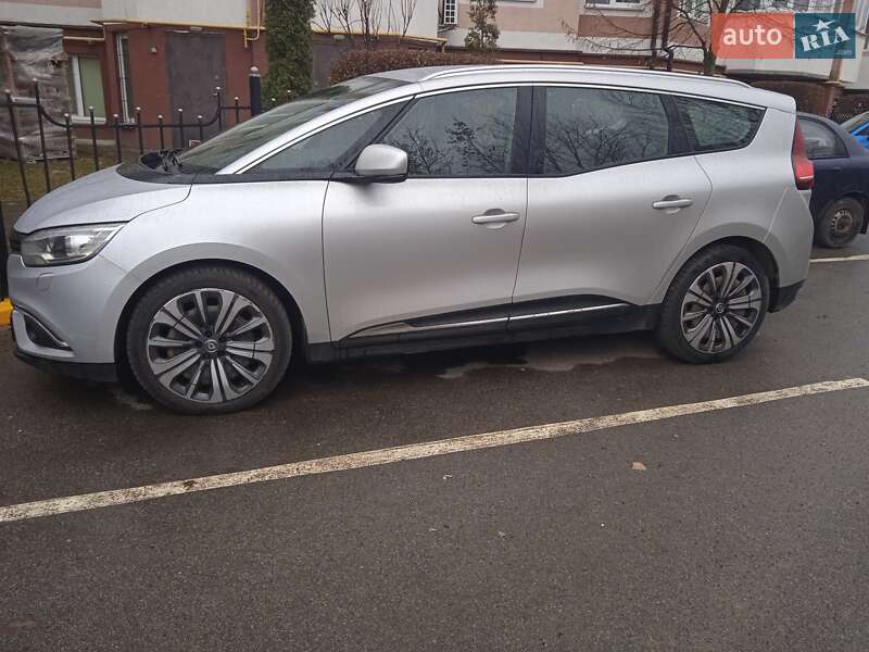 Минивэн Renault Grand Scenic 2017 в Буче