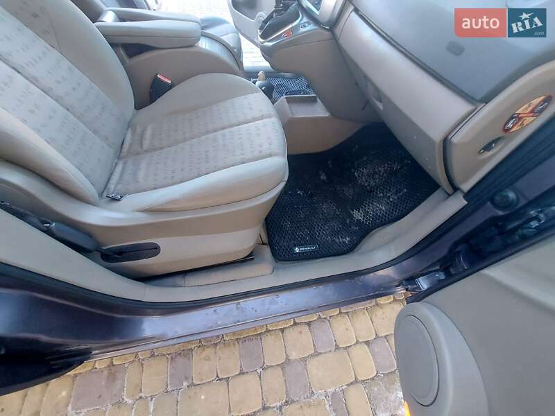 Минивэн Renault Grand Scenic 2005 в Тернополе фото 26 Минивэн Renault Grand Scenic 2005 в Тернополе