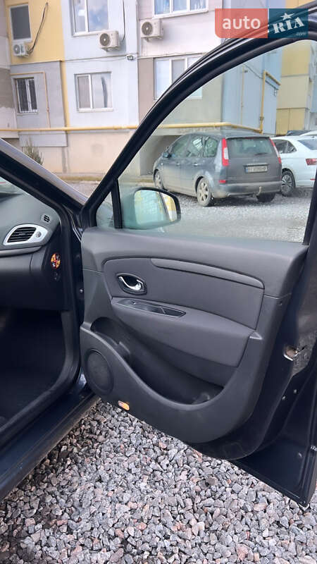 Минивэн Renault Grand Scenic 2010 в Полтаве