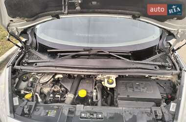 Минивэн Renault Grand Scenic 2012 в Клевани