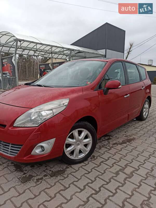 Минивэн Renault Grand Scenic 2009 в Красилове