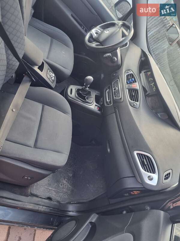 Минивэн Renault Grand Scenic 2010 в Ровно фото 7 Минивэн Renault Grand Scenic 2010 в Ровно