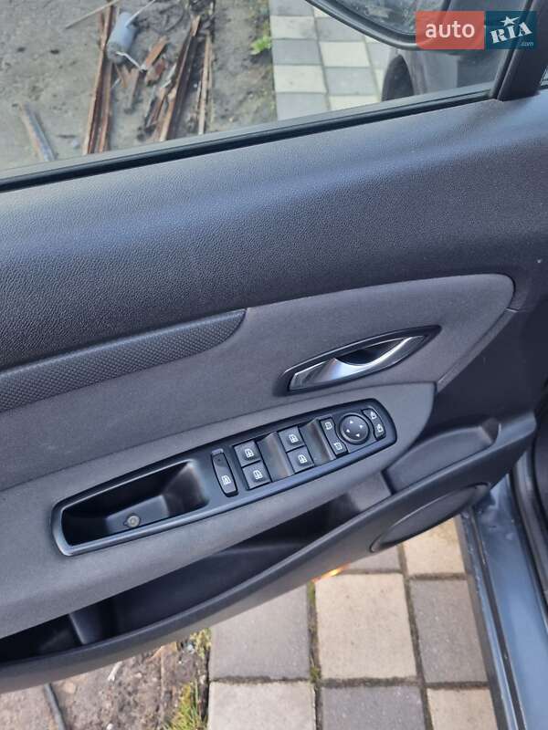 Минивэн Renault Grand Scenic 2010 в Ровно фото 4 Минивэн Renault Grand Scenic 2010 в Ровно