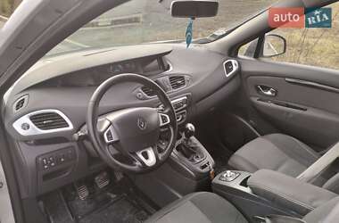 Минивэн Renault Grand Scenic 2012 в Клевани