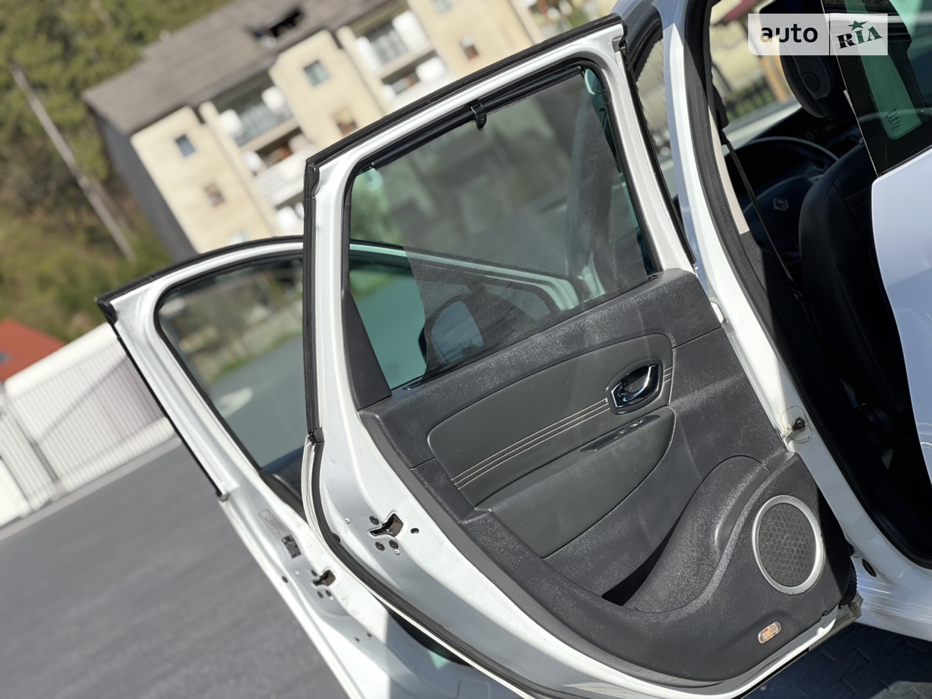 2011 Renault Scenic - мініатюра 39