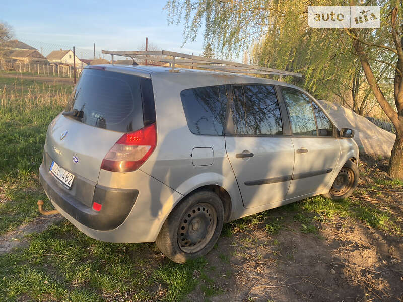 Минивэн Renault Grand Scenic 2005 в Добровеличковке