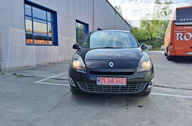 Минивэн Renault Grand Scenic 2009 в Косове