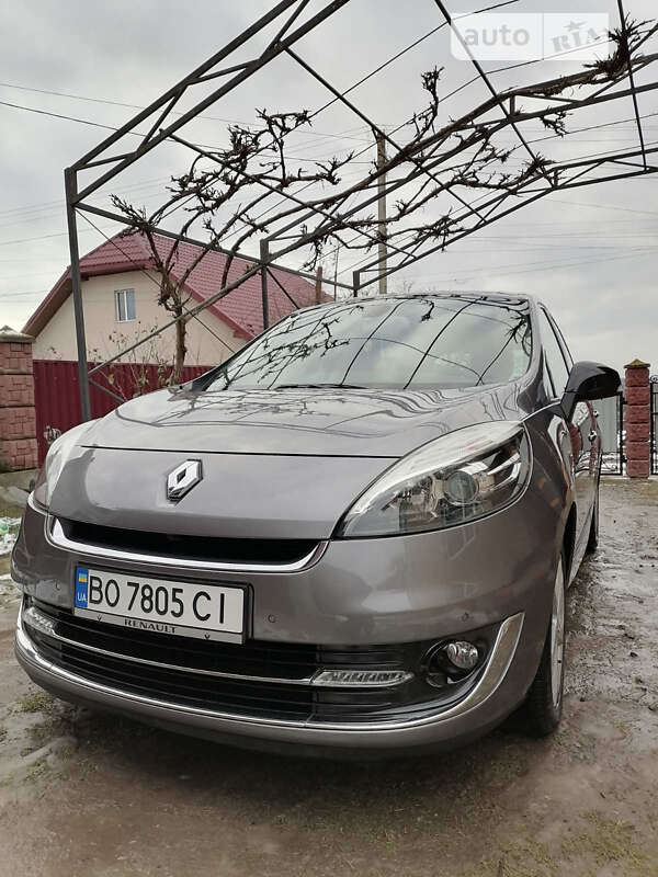 Минивэн Renault Grand Scenic 2012 в Бучаче