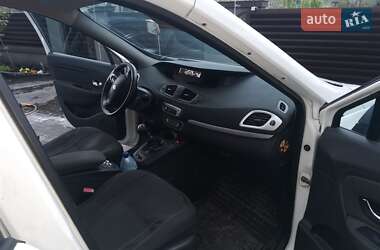 Минивэн Renault Grand Scenic 2014 в 