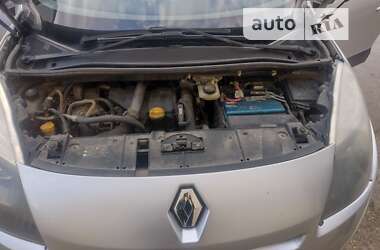 Минивэн Renault Grand Scenic 2010 в Ровно