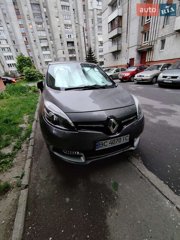 Минивэн Renault Grand Scenic 2015 в Ивано-Франковске