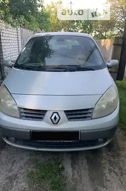 Renault Grand Scenic 2004