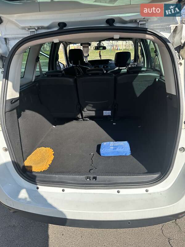 Минивэн Renault Grand Scenic 2013 в Луцке