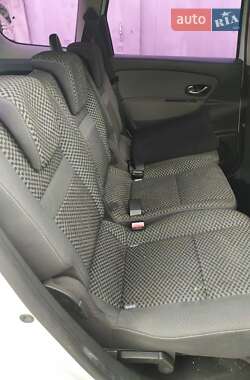 Мінівен Renault Grand Scenic 2011 в 