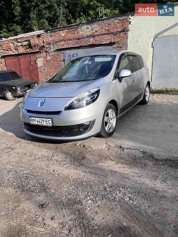 Мінівен Renault Grand Scenic 2012 в Охтирці