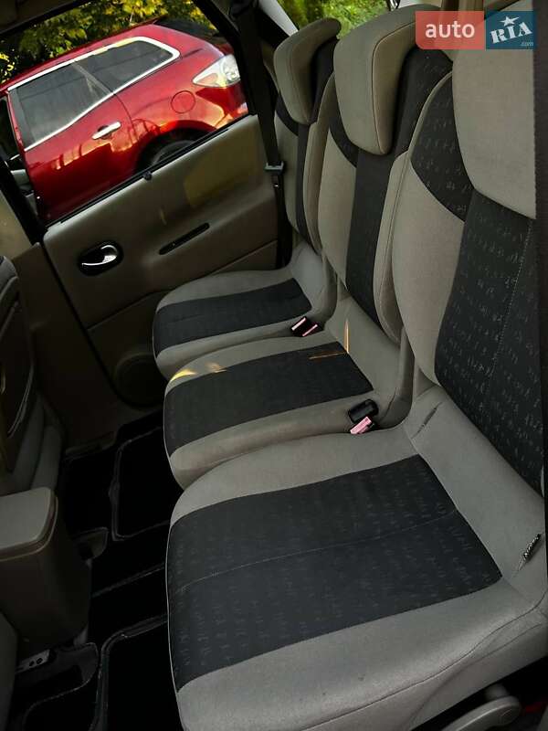 Минивэн Renault Grand Scenic 2004 в Львове