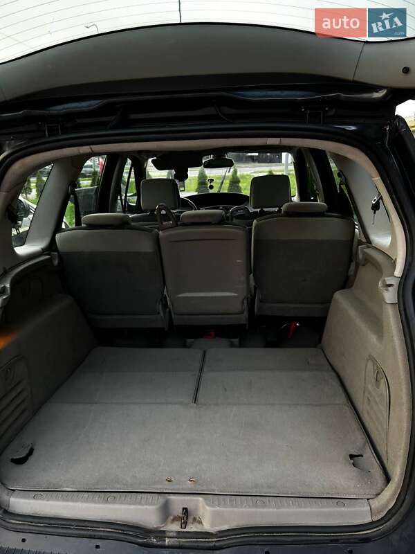 Минивэн Renault Grand Scenic 2004 в Львове