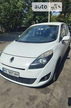 Минивэн Renault Grand Scenic 2010 в Каменском