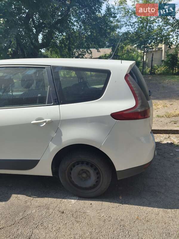 Мінівен Renault Grand Scenic 2010 в Кам'янському