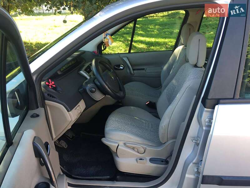 Минивэн Renault Grand Scenic 2006 в Хмельнике