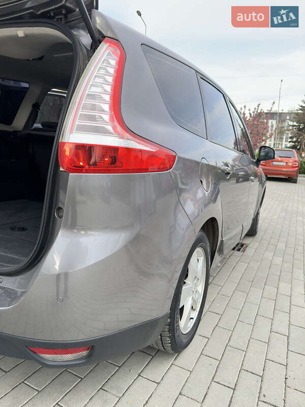 Мінівен Renault Grand Scenic 2011 в Ужгороді