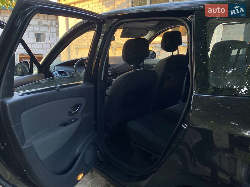 Минивэн Renault Grand Scenic 2010 в Белой Церкви