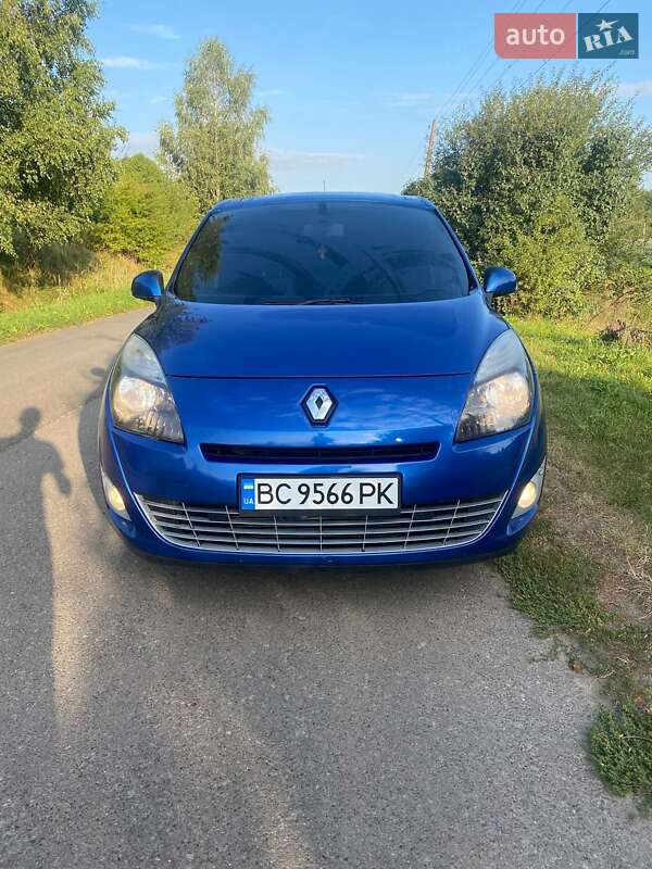 Renault Grand Scenic 2011