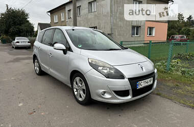 Минивэн Renault Grand Scenic 2009 в Владимир-Волынском