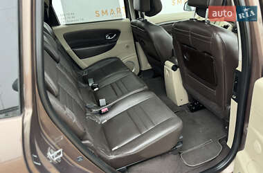 Минивэн Renault Grand Scenic 2010 в 