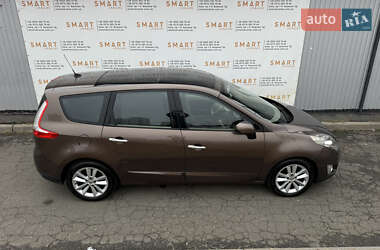 Минивэн Renault Grand Scenic 2010 в 