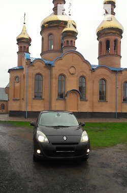 Мінівен Renault Grand Scenic 2010 в Луцьку