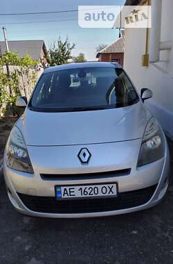 Мінівен Renault Grand Scenic 2011 в Павлограді