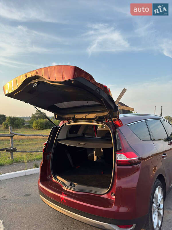 Минивэн Renault Grand Scenic 2017 в Ромнах