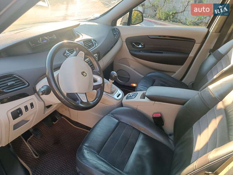 Минивэн Renault Grand Scenic 2012 в Киеве фото 8 Минивэн Renault Grand Scenic 2012 в Киеве