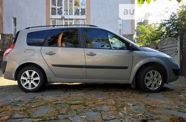 Минивэн Renault Grand Scenic 2004 в Буче