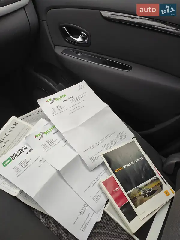 Минивэн Renault Grand Scenic 2013 в Луцке документ