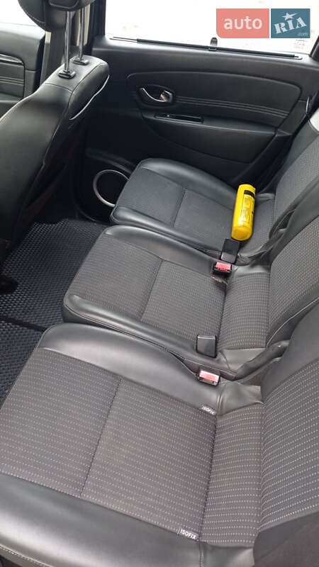 Мінівен Renault Grand Scenic 2011 в Звягелі